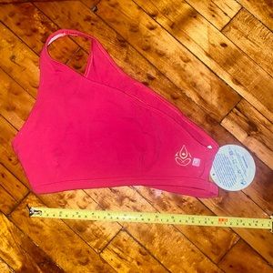 Bikram hot yoga top